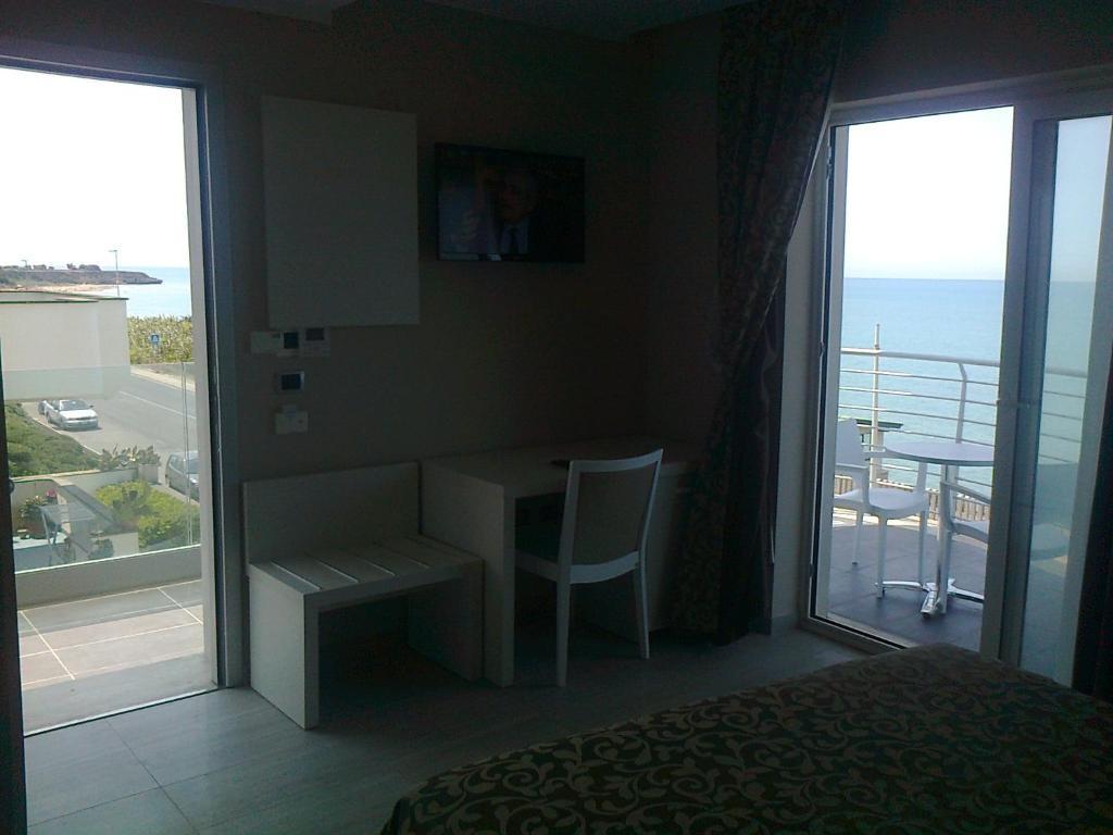 Hotel L'Approdo Anzio Pokoj fotografie