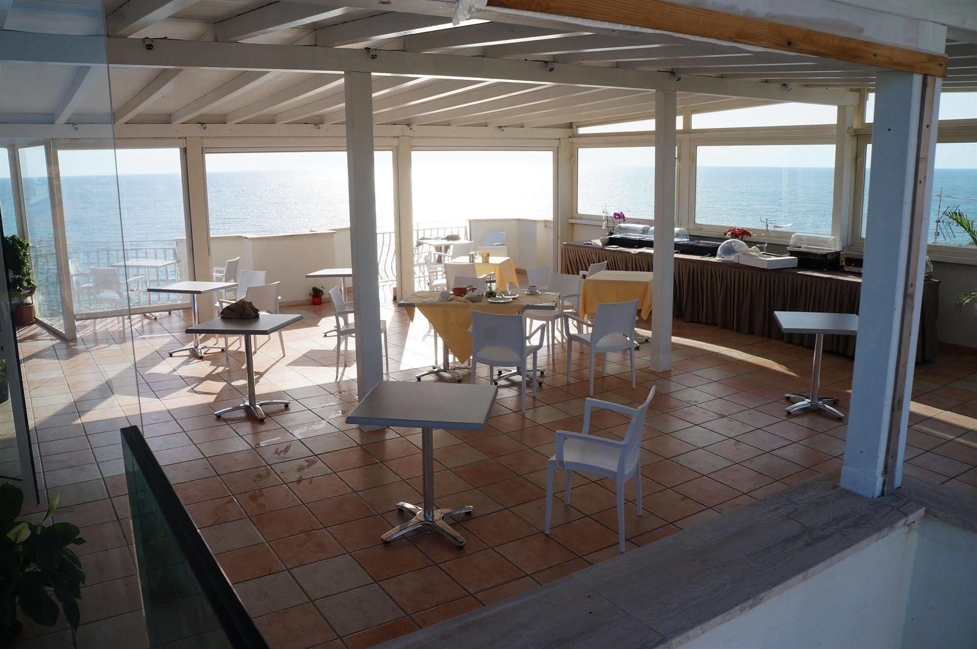 Hotel L'Approdo Anzio Exteriér fotografie